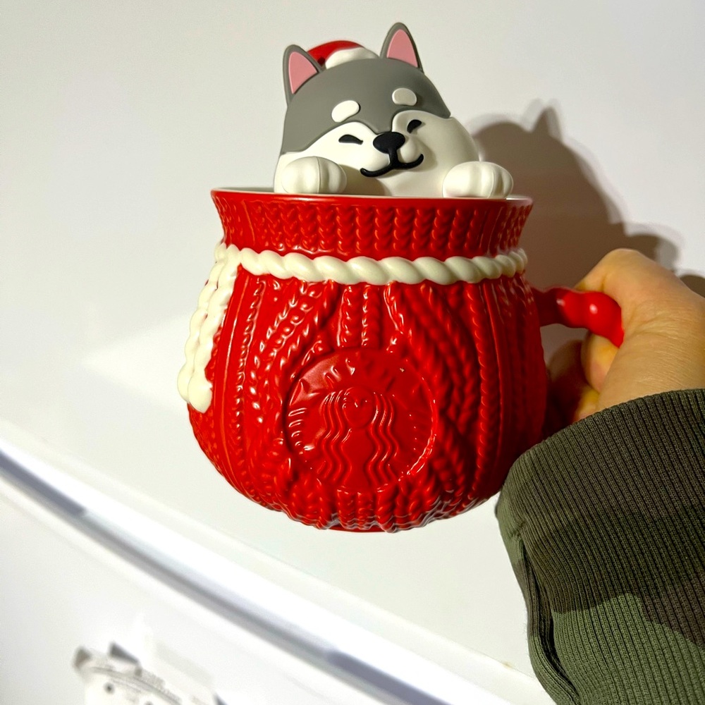 Starbucks 2023 China Christmas Cute Pet Red Sweater Husky 18oz Mug